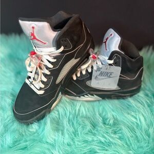 Men’s Jordan 5 Retro OG Black Metallic Reimagined